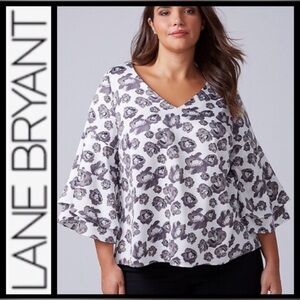 LANE BRYANT V NECK TIERED BELL SLEEVES 18/20. SIMPLE BUT ELEGANT, VERSATILE